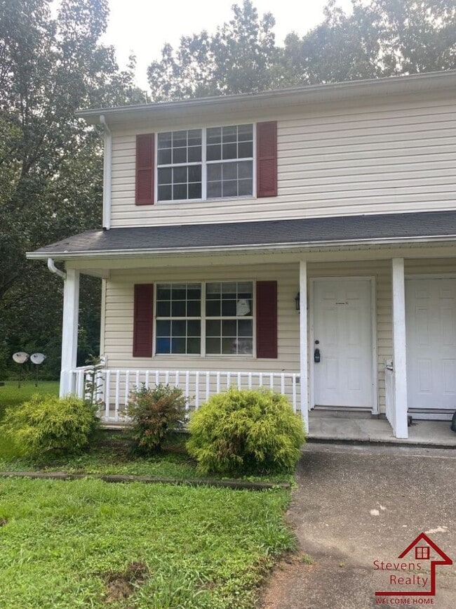 Photo - 181 East Ave