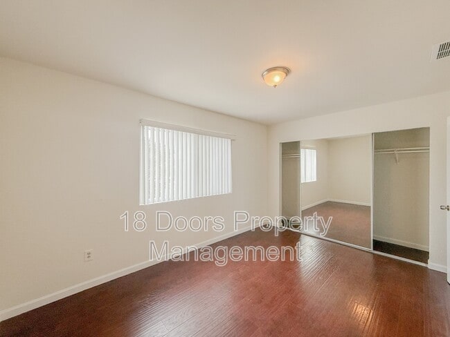 Photo - 4239 35th St