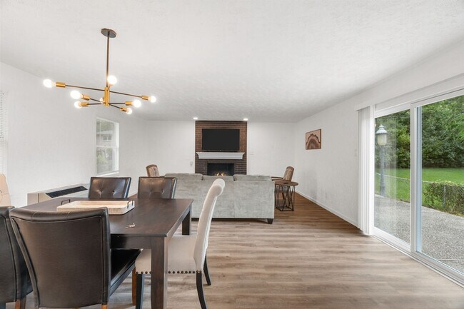 2734 Beloit Dr Unit SI ID1472877P