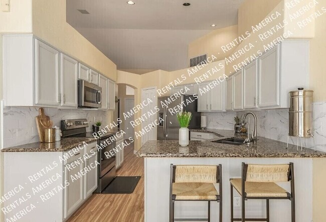 Photo - 6071 W Shannon St
