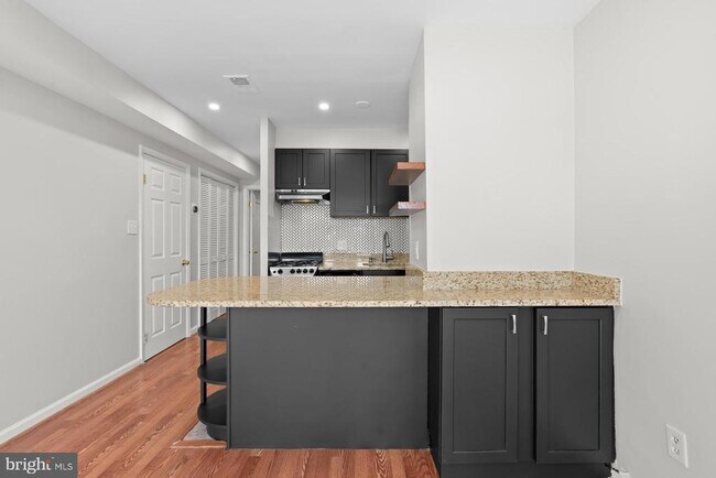2517 P St NW Unit 1