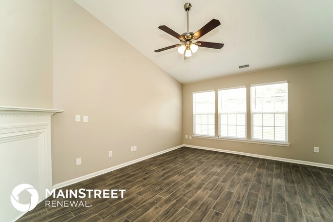 Photo - 8615 Appledale Dr