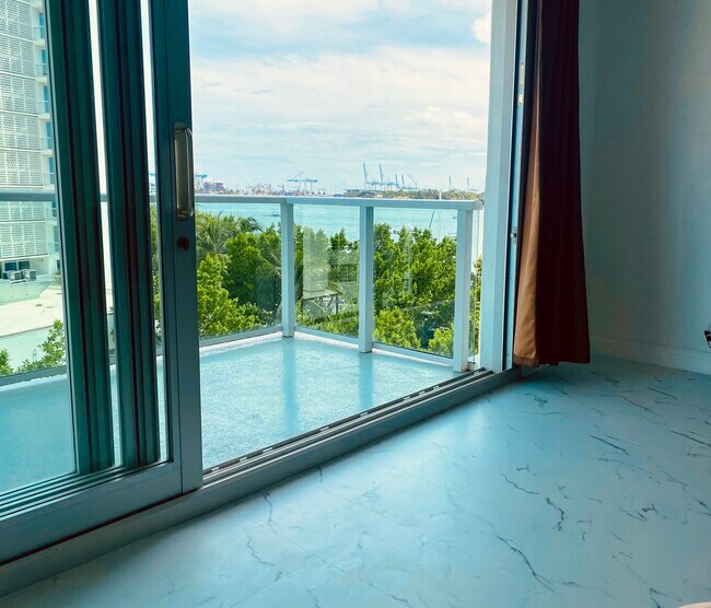 View from studio interior - 1000 West Ave Unit 428