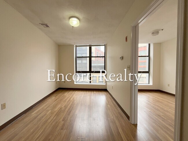 Building Photo - 83 Essex St Rental