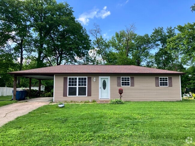 Building Photo - 106 Village Dr Rental