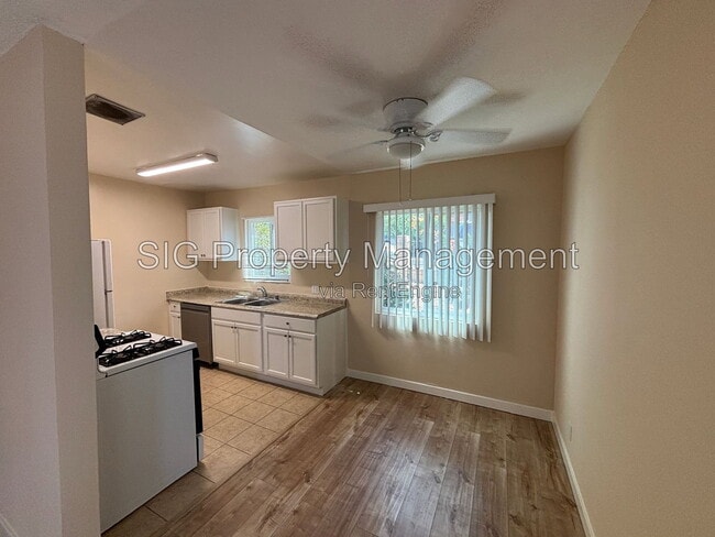 10237 Commerce Ave Unidad 1
