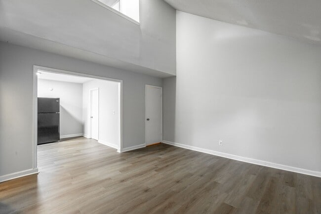 Photo - 4499 Delashmitt Rd Unit 4499-B