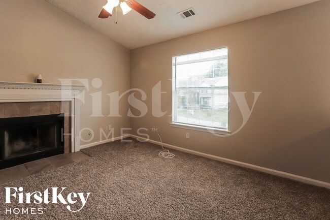 Photo - 480 E Lake Dr