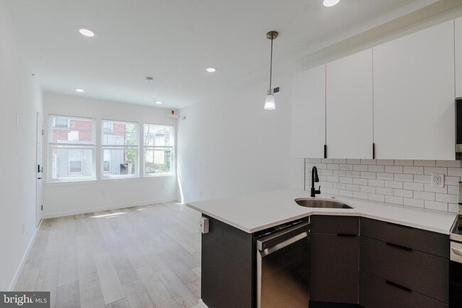 Building Photo - 1003 W Dakota St Unit 1 Rental