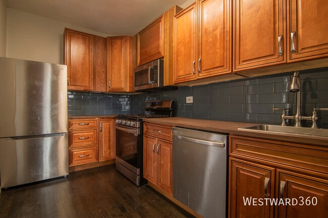 Photo - 6456 N Damen Ave Apartment Unit 3