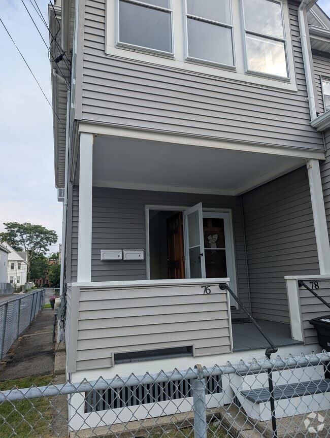 Building Photo - 76 Cameron Ave Unit 3 Rental