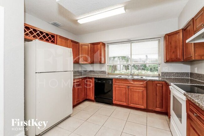 Photo - 4818 NW 8th St