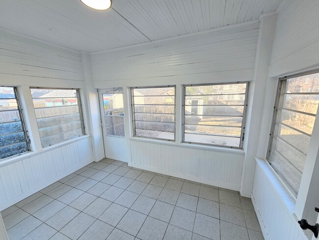 Photo - 724 Kinnaird Ave