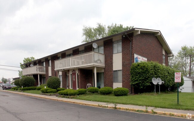 Building Photo - The Cedars Apartment Homes