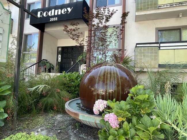 2055 Rodney Dr Unit 108