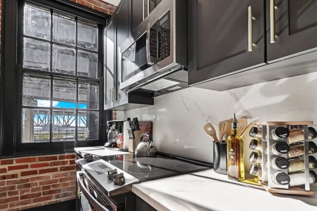 Photo - 1148 S Peters St Unidad ID1265892P