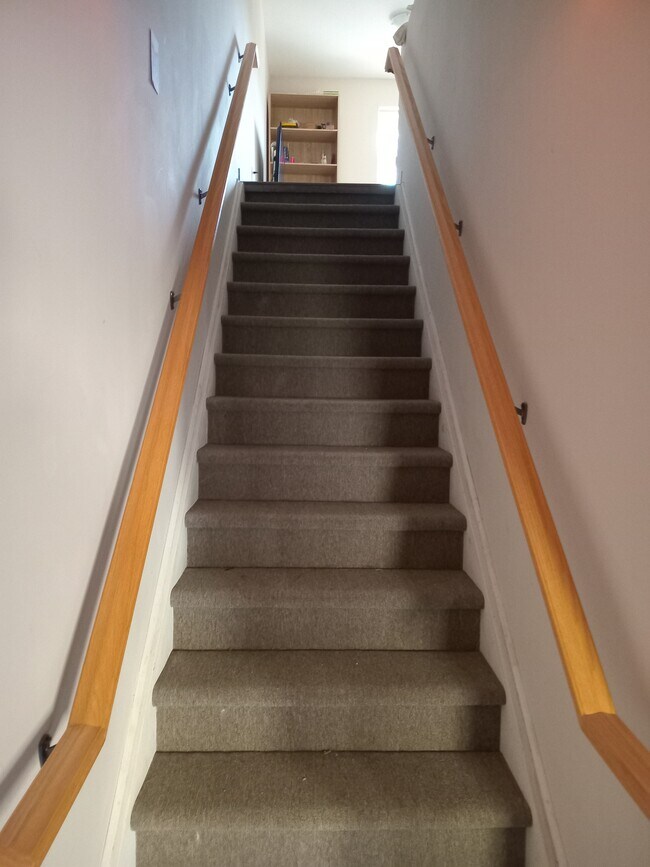 Photo - 338-338 Albert St