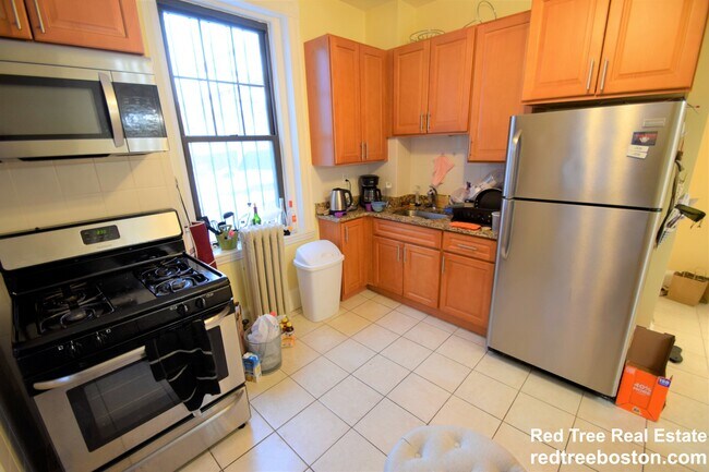 Photo - 57 Brighton Ave Unit 3