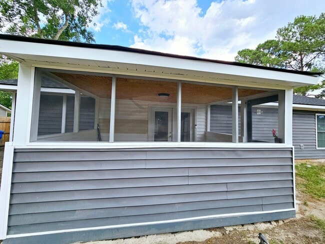 Photo - With Extra Room