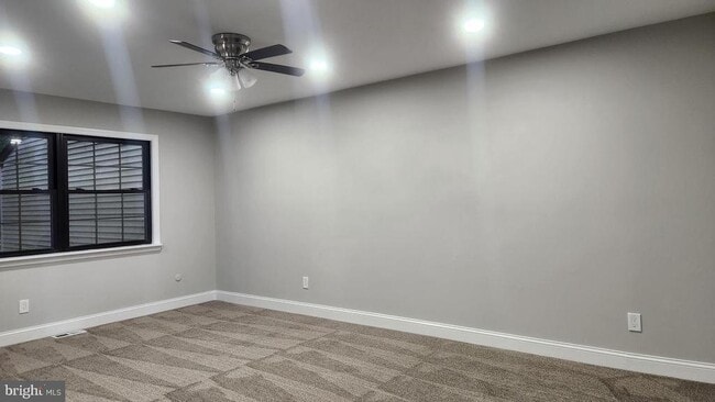 Photo - 4 Meadowside Ct