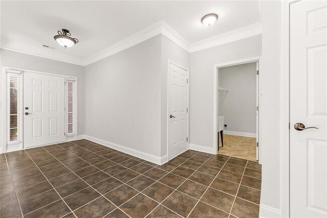 3329 Rosecliff Trace NE