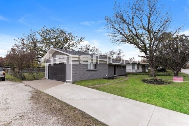 Photo - 1507 Granbury St