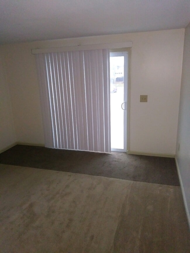 Photo - 70 Center St