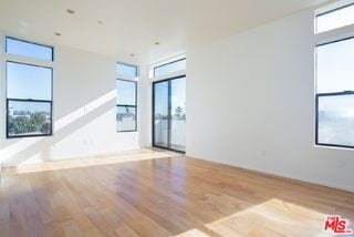 Photo - 8639 Whitworth Dr