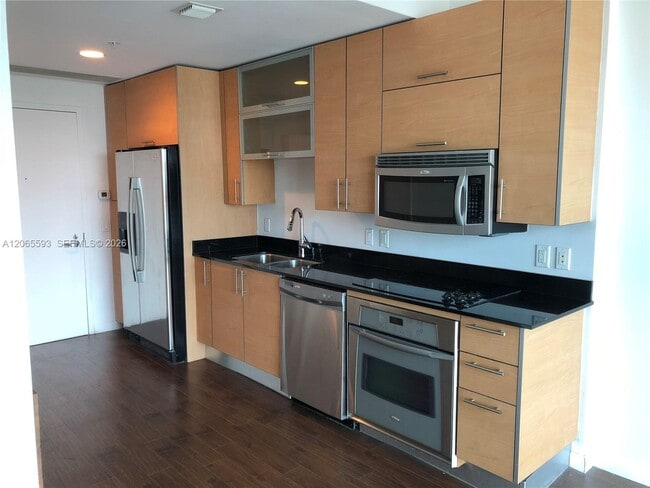 Building Photo - 60 SW 13th St Unit 2519