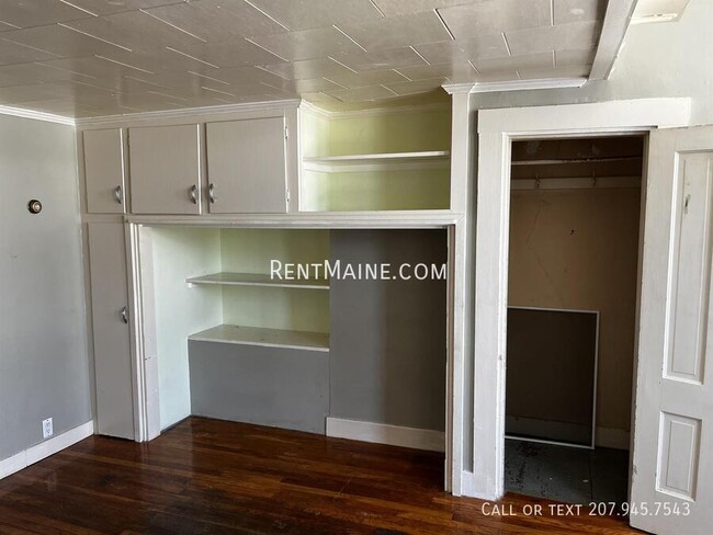 Photo - 200 Center St Unit 3