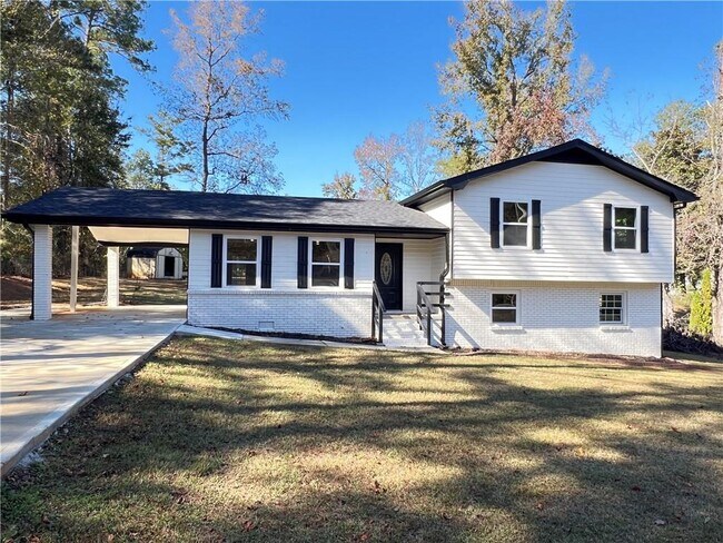 Photo - 550 Oglesby Bridge Rd SE