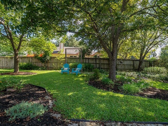 Photo - 16911 Village Oak Loop