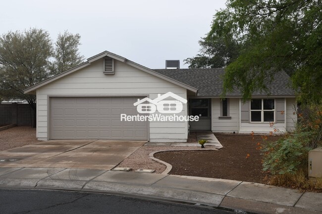 Building Photo - 938 N Evergreen Ct