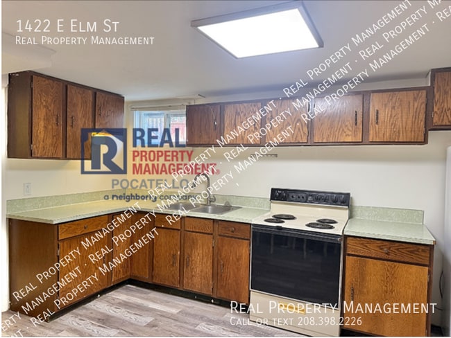 Photo - 1422 E Elm St