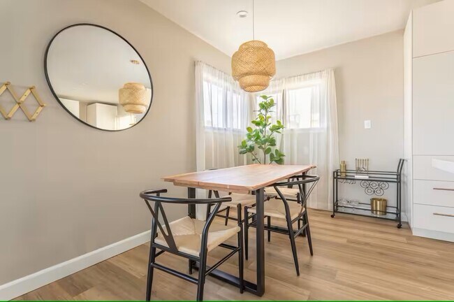 Photo - 326 Rosecrans Ave Unidad BEACH  VIEW