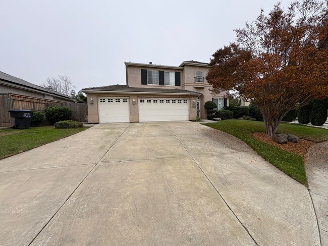 Building Photo - Spectacular home available now in a great neighborhood!