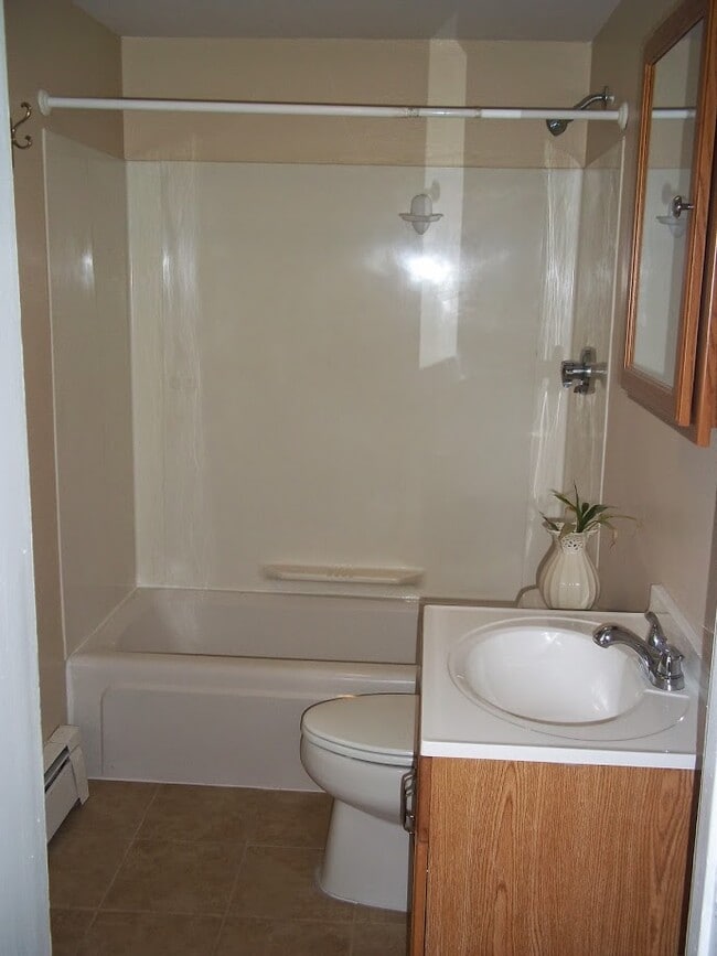 Photo - 33A Bridge St Unit 33A