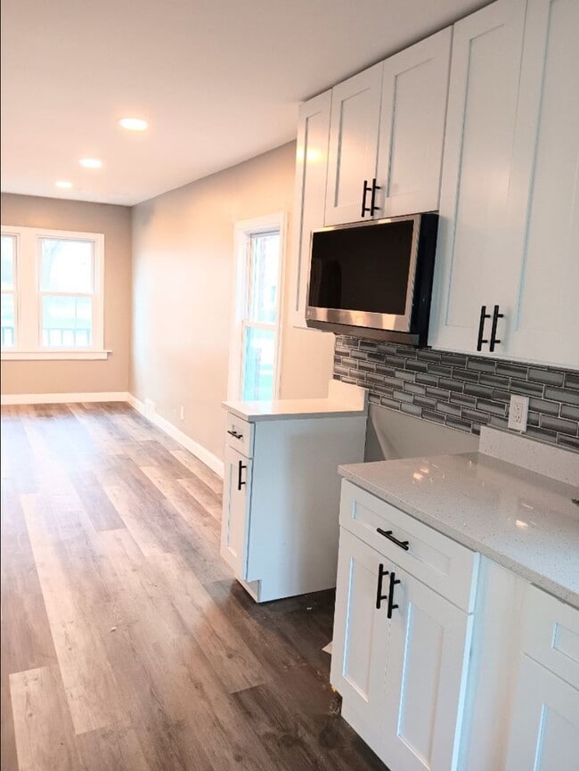 Photo - Spacious 4-Bedroom Home with Modern Upgrades