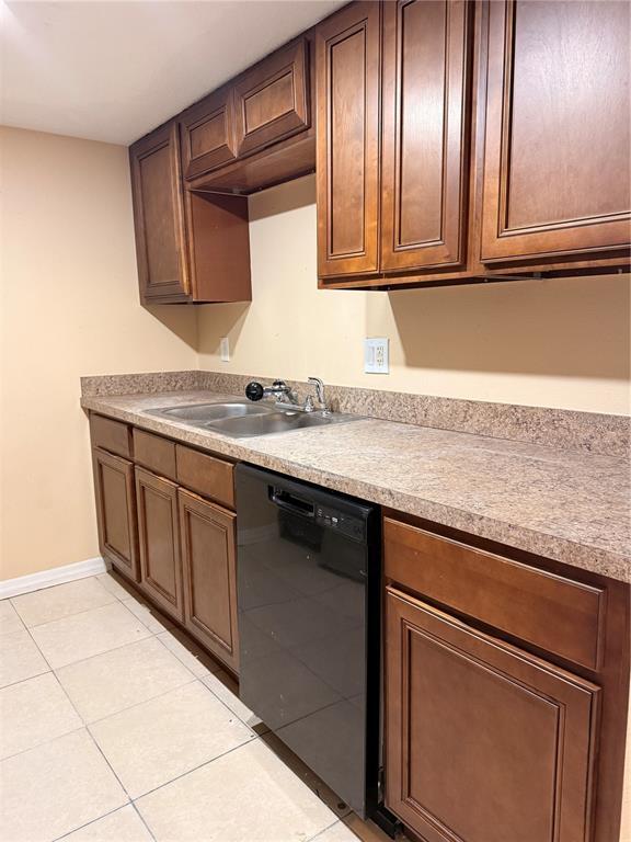 Photo - 934 N Lake Destiny Rd Unidad B