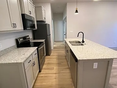 4422 E Huntsville Rd