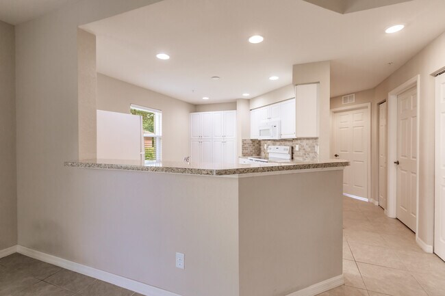 Photo - 27470 Palmesta Circle Unit 32