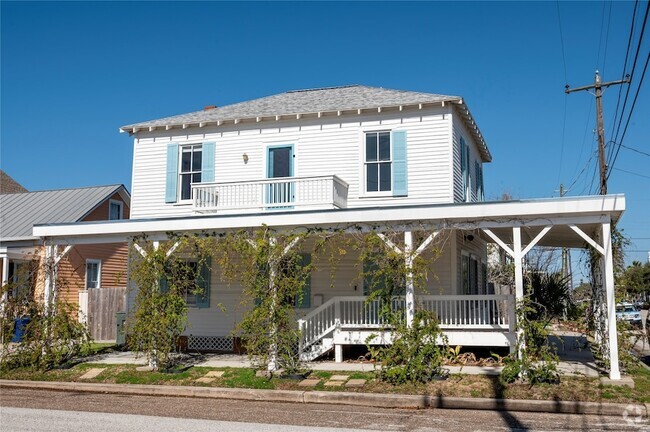 Building Photo - 1404 Avenue L Rental
