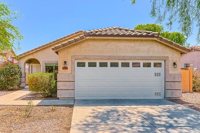 Building Photo - 1051 N San Benito Dr Rental