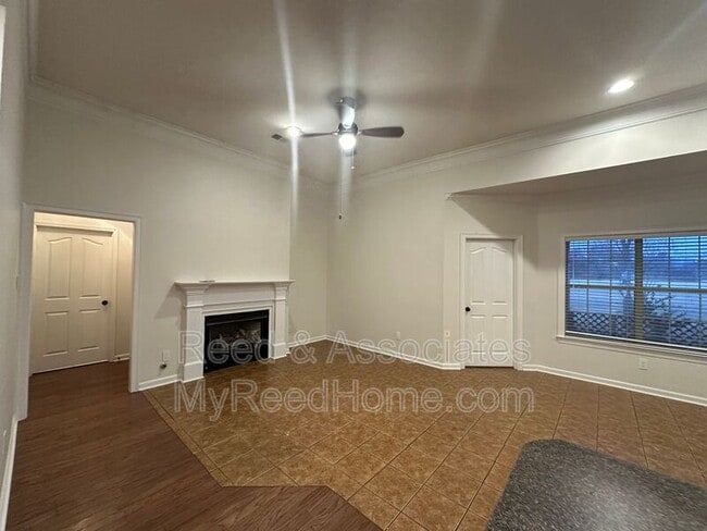 7161 Lauren Ln