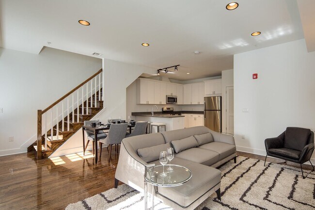 Photo - 170 Lafayette St Unit T02