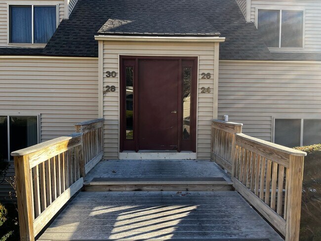 Building Photo - Available Now! 2-Bedroom, 2-Bath Condo in ...