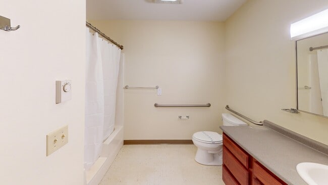 Photo - Wadleigh Senior Housing