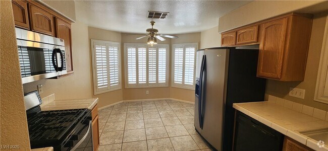 Building Photo - 4511 Socrates St Rental