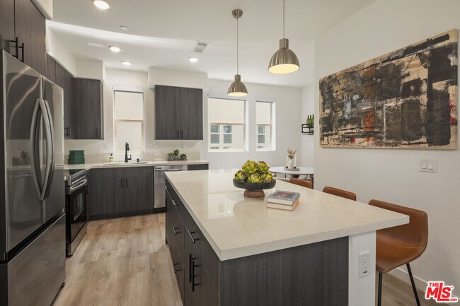 Photo - 1805 W Bankside Wy