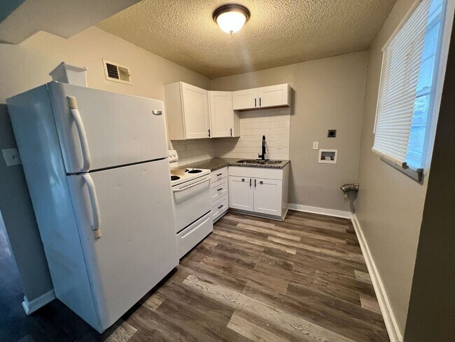 Photo - Grandview 2-Bed/1-Bath Duplex